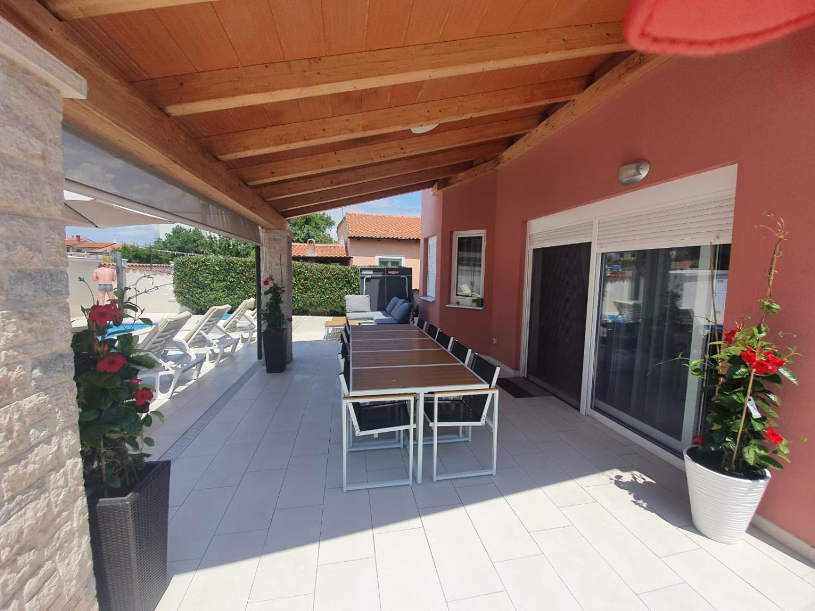 Holiday Home Nikol Pula Bagian luar foto