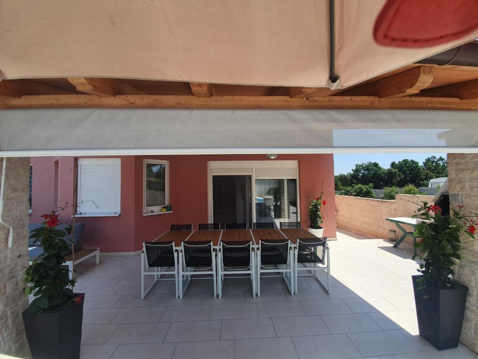 Holiday Home Nikol Pula Bagian luar foto